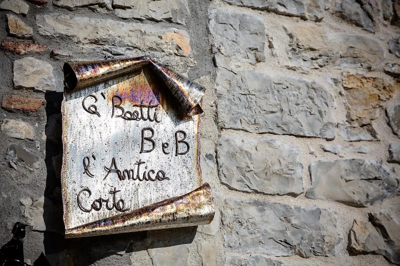 Ca' Baetti L'Antica Corte Roncola 0*,